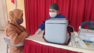 Tenaga Guru di Parigi Moutong Mulai Jalani Vaksinasi