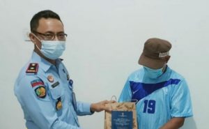 Lapas Kelas III Parigi Salurkan 50 Paket Sembako Khusus Masyarakat Terdampak Covid-19