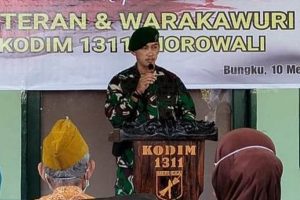 Kodim 1311 Morowali Berikan Penghargaan ke Veteran dan Warakauri
