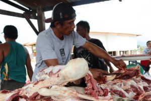 Jelang Idul Fitri, Dinas Peternakan Sulteng Pastikan Daging di Pasar Aman