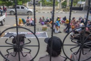 Gelar Aksi Tuntut Huntap, Penyintas Donggala: Jika Bupati Dijemput Kuda, Kami Rela Jalan Kaki