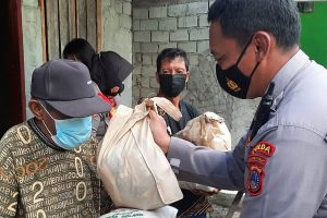 Biro SDM Polda Sulteng Salurkan Bantuan dari Hasil Urunan Jajarannya