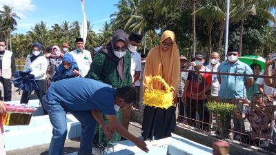 Sebelum ke Lolaro, Gubernur Sulteng Mampir Ziarah Makam Pahlawan Nasional Tombolotutu