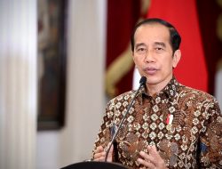 Jokowi Targetkan Vaksinasi Covid-19 Capai 70 Persen Penduduk Akhir 2021