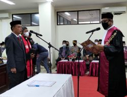 Alfres Tonggiroh Dilantik Jabat Wakil Ketua DPRD Parimo