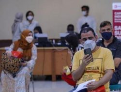 2022, Pakar Optimistis COVID-19 di RI Lebih Terkendali