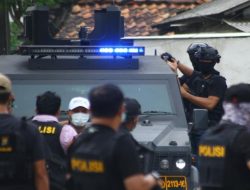 Densus 88 Diminta Buktikan Keberadaan NII di Sumatra Barat