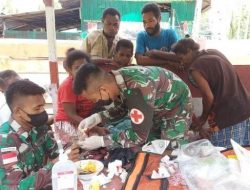 Satgas TNI Beri Pengobatan Gratis Warga Kampung Kibay di Papua