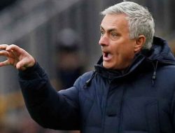 Mourinho Ngebet Reuni dengan Ronaldo di AS Roma