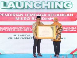 Mendes PDTT Berikan Penghargaan Peraih Status Desa Mandiri Terbanyak