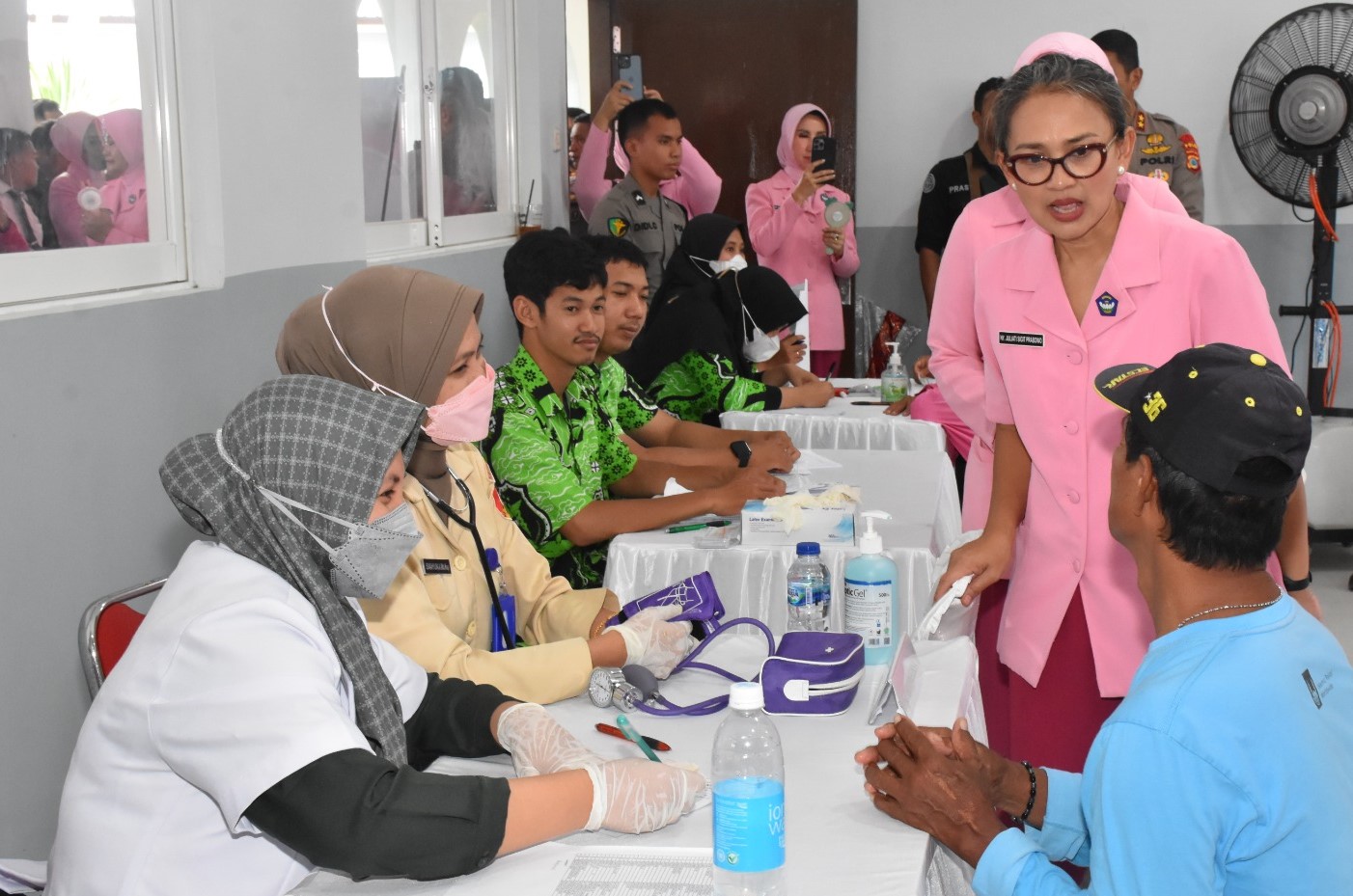 Berkunjung ke Sulteng, Istri Kapolri Datangi Huntap Tondo Palu