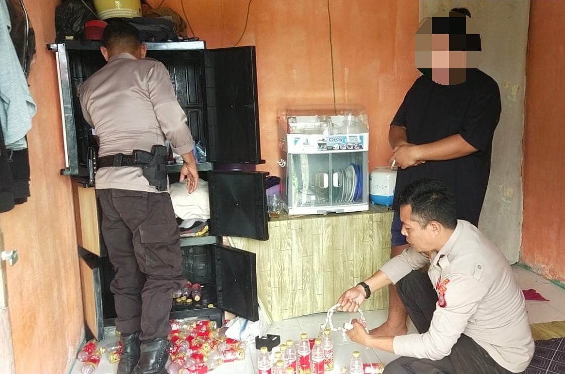 Pria di Banggai Ketahuan Jual Pil Koplo ke Pelajar SMA