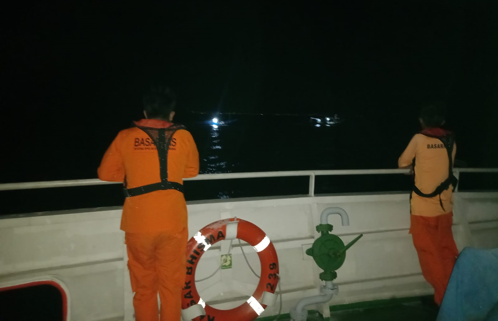 Basarnas Evakuasi Kapal di Selat Peling Banggai