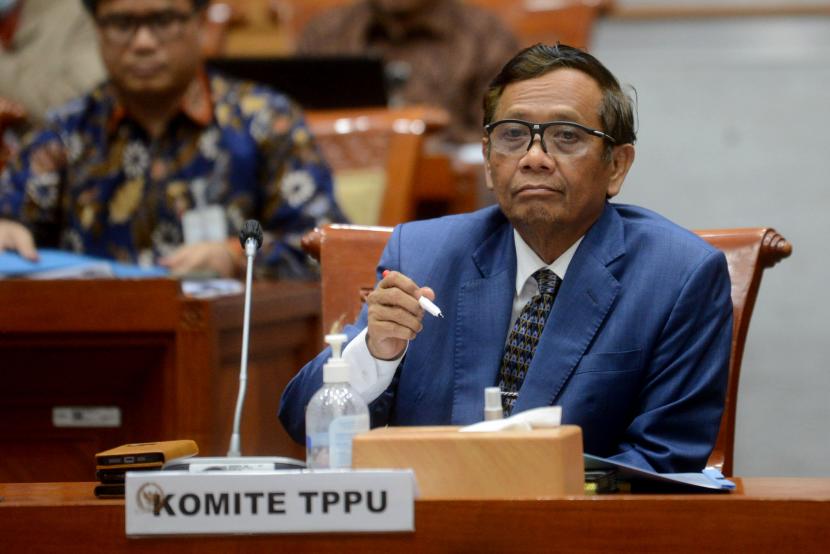 Digugat Panji Gumilang Triliunan Rupiah, Mahfud: Urusan Enteng
