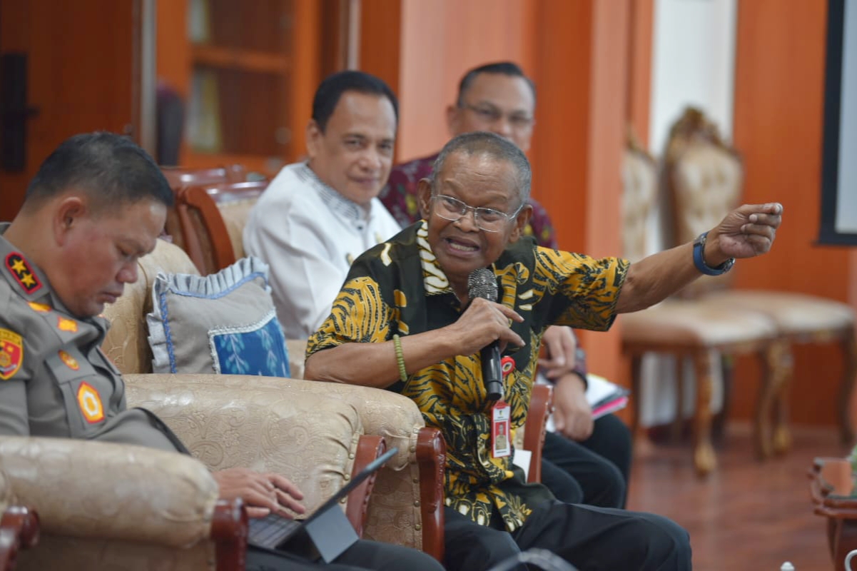 Gubernur Sulteng Ancam Laporkan Bank Tanah ke Presiden