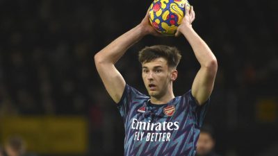 Newcastle Bidik Tierney dan Cucurella