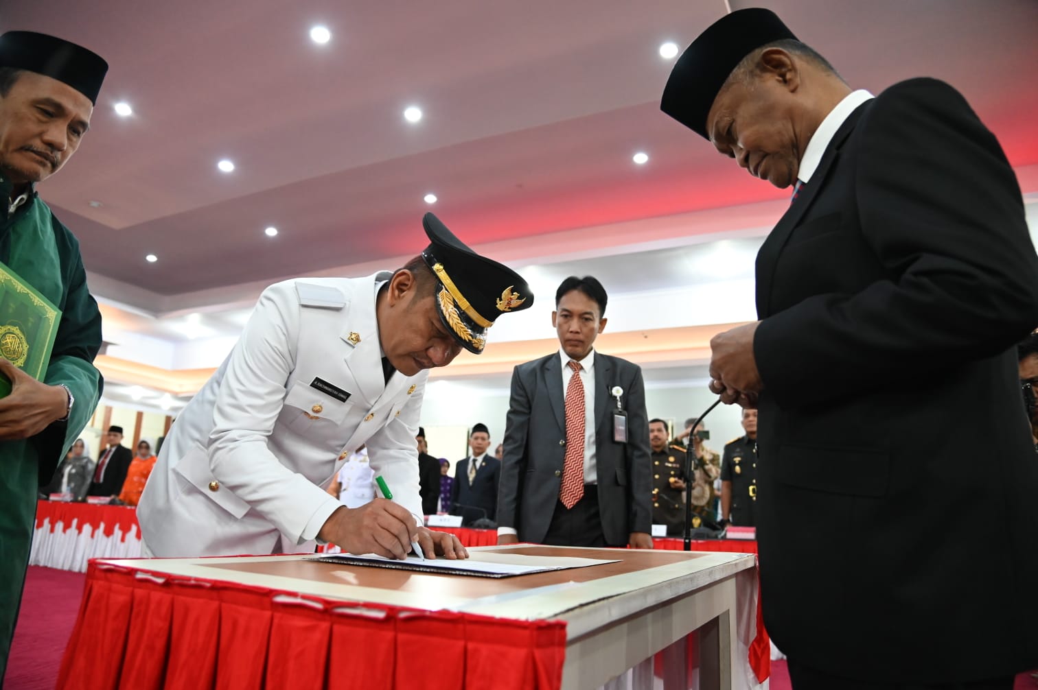 Gubernur Sulteng Melantik Rachmansyah Ismail Sebagai Pj Bupati Morowali