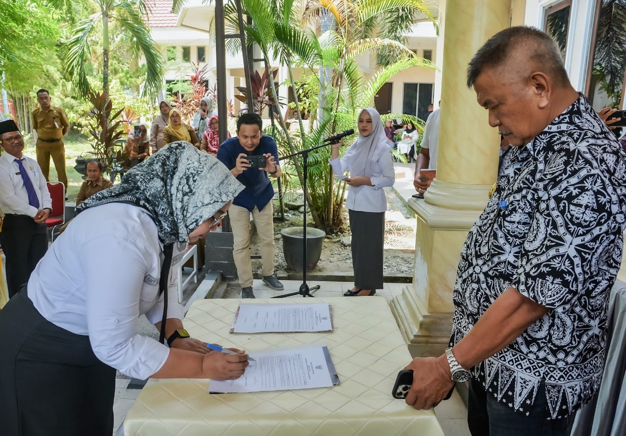 Bupati Parigi Moutong Kembali Merotasi Sejumlah Pejabat
