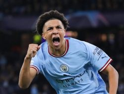 Phil Foden Absen, Guardiola Andalkan Pemain Muda Rico Lewis Vs Man United