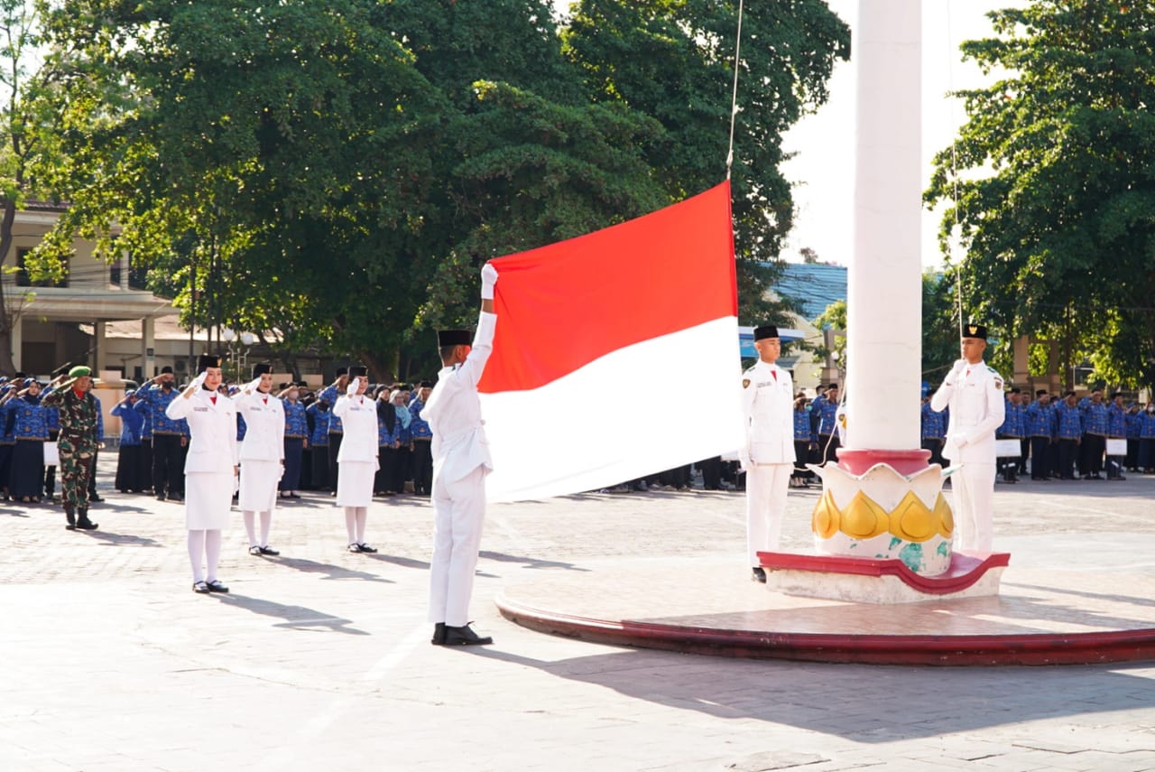 Pemprov Sulteng Menggelar Upacara Peringatan Hari Pahlawan Nasional