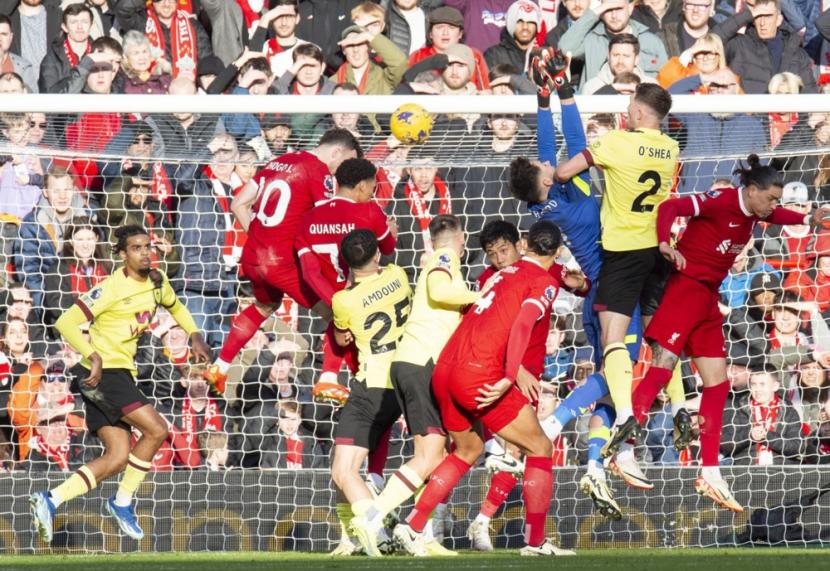 Liverpool Ditahan Imbang Burnley 1-1 pada Babak Pertama