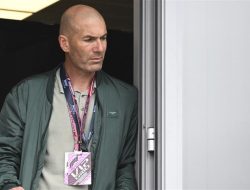 Ini Jawaban Santai Zidane Saat Ditanya Apakah Mau Melatih Lawan Madrid di Liga Champions