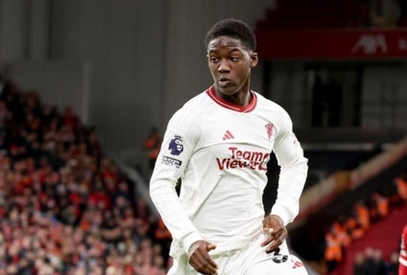 Gelandang Remaja MU Kobbie Mainoo Dipanggil ke Timnas Inggris