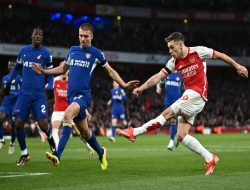 Arsenal Kokoh di Puncak Klasemen Liga Inggris Lewat Kemenangan Besar Atas Chelsea