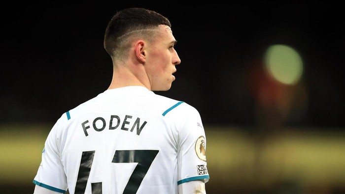 Tiga Gol Foden Bawa Manchester City Kalahkan Aston Villa