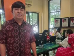 Disdukcapil Parigi Moutong Gelar Pelayanan Pengaktifan KTP Elektronik di Peringatan Hardiknas