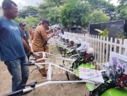 Petani di Parigi Moutong Dapat Bantuan Sarana Pendukung