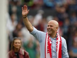 Yang Perlu Diketahui Fans Liverpool Tentang Pelatih Baru Tim Kesayangan Mereka Arne Slot