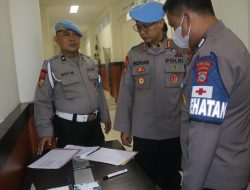 Personel Ditresnarkoba Polda Sulteng Jalani Tes Urine dan Pemeriksaan Senpi