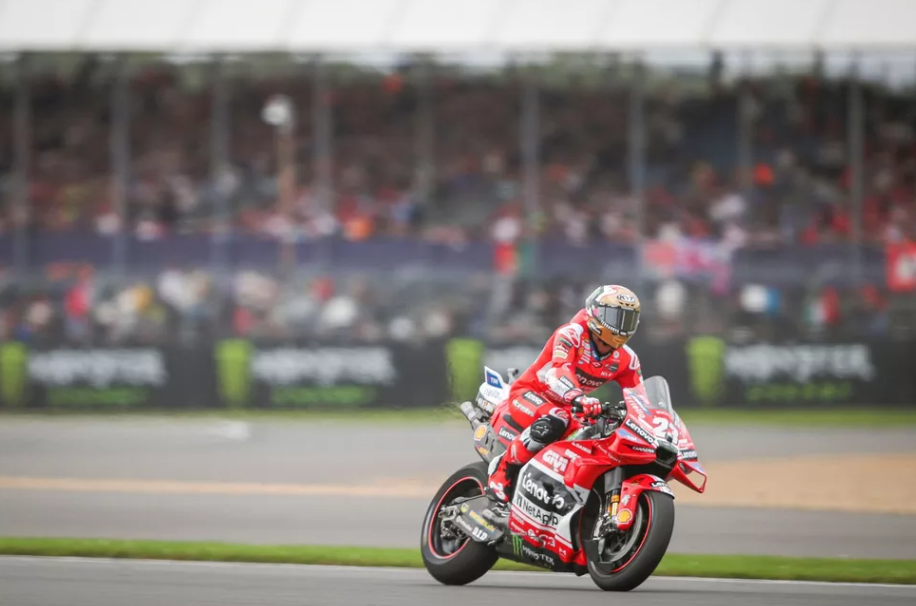 Bastianini Juarai MotoGP Inggris, Martin ke Puncak Klasemen