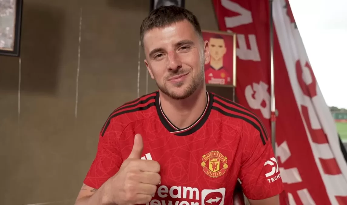 Ten Hag Ungkap Alasan Ganti Mason Mount dengan Joshua Zirkzee Saat Dikalahkan Brighton