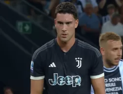 Juventus Menang, Thiago Motta Minta Dusan Vlahovic Pintar Jaga Emosi