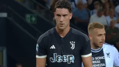 Juventus Menang, Thiago Motta Minta Dusan Vlahovic Pintar Jaga Emosi