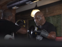 Lenox Lewis Yakin Tyson Bisa Hajar Paul