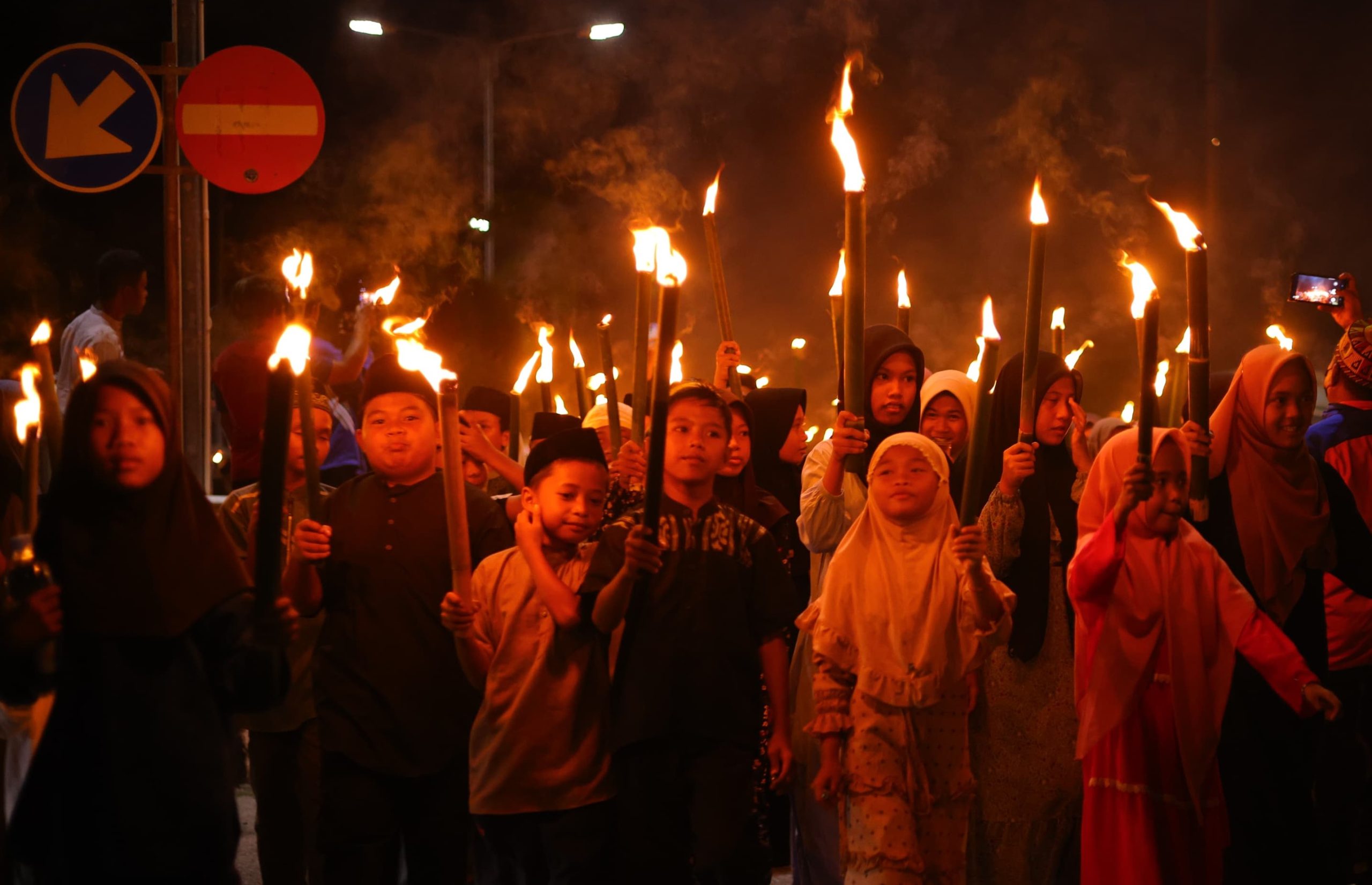 Semarak Pawai Obor Sambut Ramadhan di Parigi Moutong