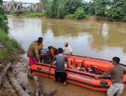 Tim SAR Gabungan Cari Anak 13 Tahun yang Hanyut di Sungai Lambunu