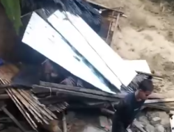 Banjir Terjang Desa Pebounang di Parigi Moutong, Enam Rumah Rusak Berat dan Dua Unit Jembatan Terputus