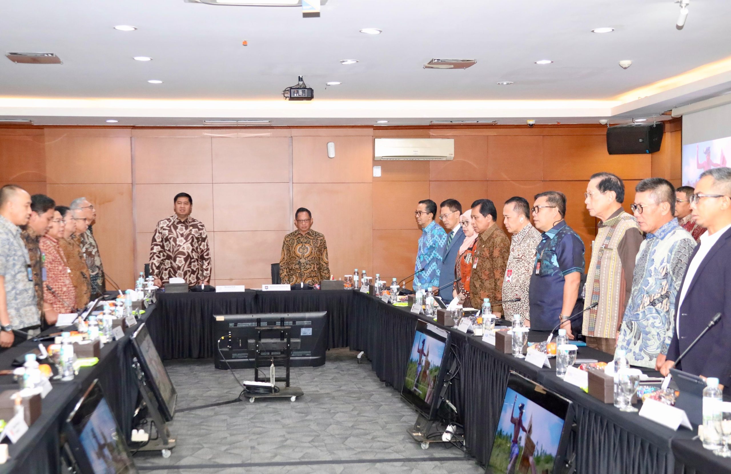 Mendagri Ingatkan Kepala Daerah Sanksi Pemberhentian Bila Tidak Jalankan Program Nasional