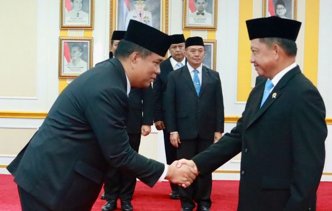 Mendagri Melantik Halilul Khairi Sebagai Rektor IPDN