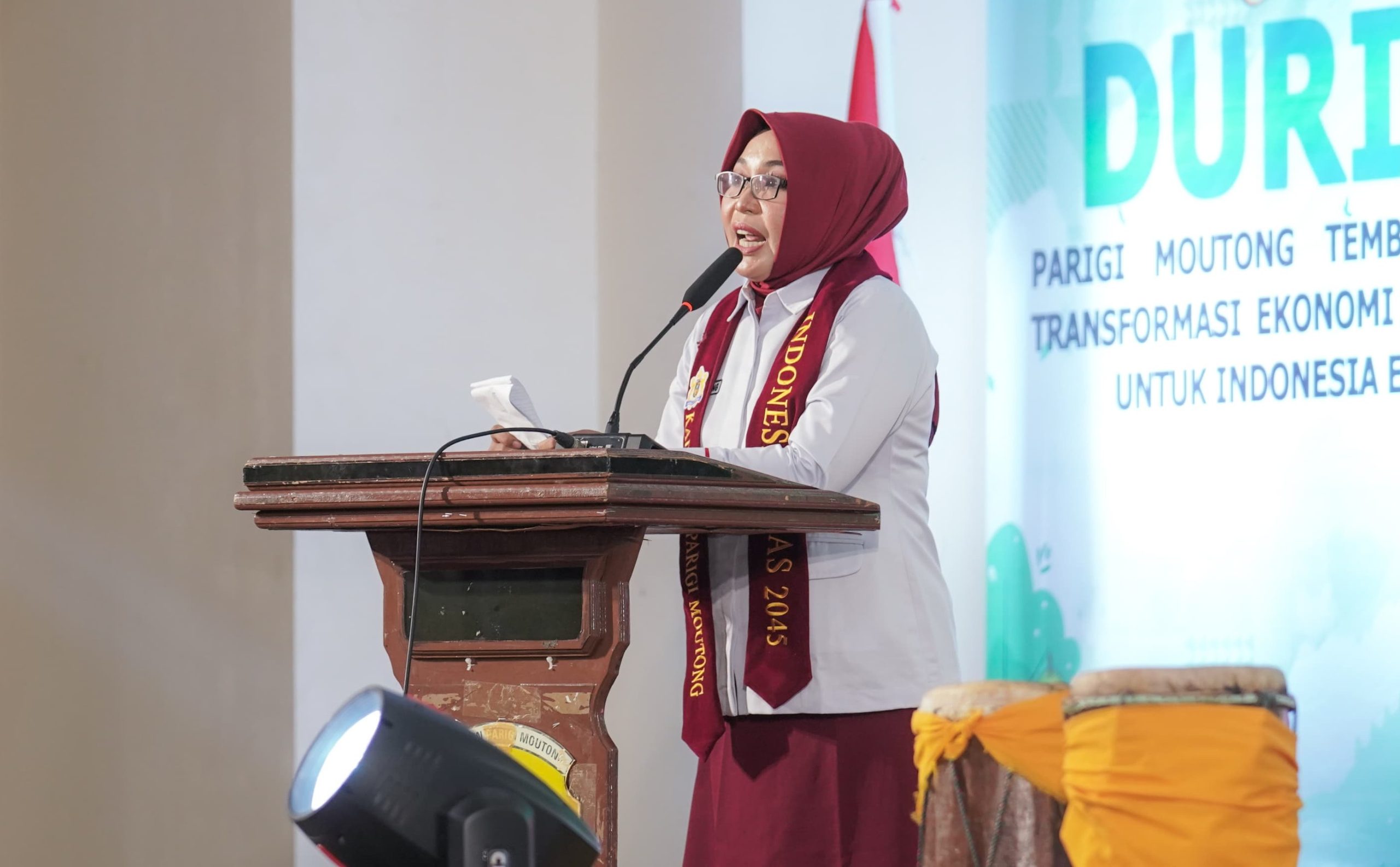 Ekspor Durian Parigi Moutong Bukti Kemampuan Menopang Program Strategis Nasional