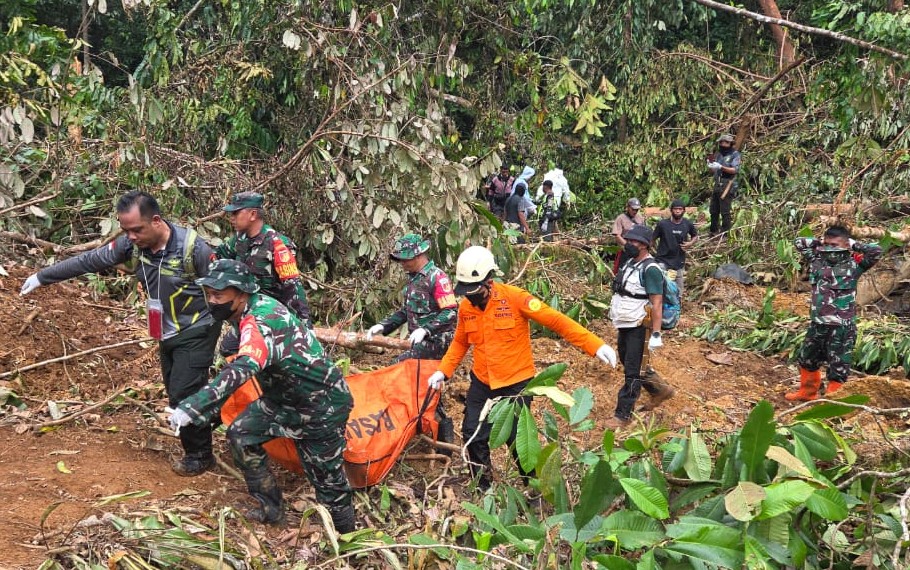 Dua dari Tujuh Jenazah Korban Longsor di Parigi Moutong Dievakuasi