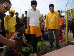 Bupati Parigi Moutong Jalani Ritual Adat Nipoisaka saat Memasuki Rumah Jabatan