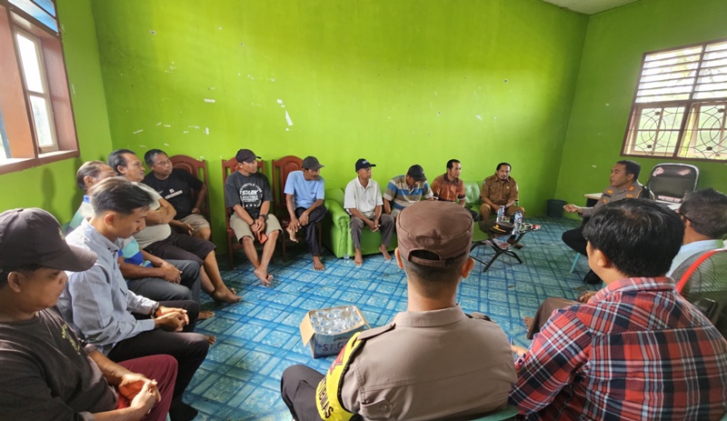 Aksi Tolak Tambang Ilegal Warga Sausu Torono Buntut Kekhawatiran Kerusakan Lahan Perkebunan