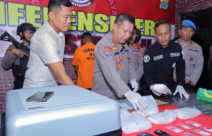 Pria Asal Aceh Kedapatan Selundupkan 3,9 Kilogram Sabu di Palu