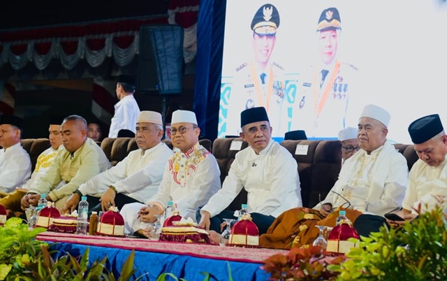 Ribuan Masyarakat Sulteng Hadiri Tabligh Akbar