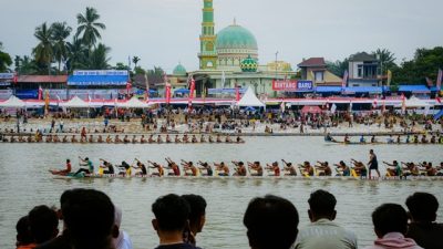 Kemenpar Sebut Festival Pacu Jalur Sukses Gaungkan Budaya Riau ke Dunia
